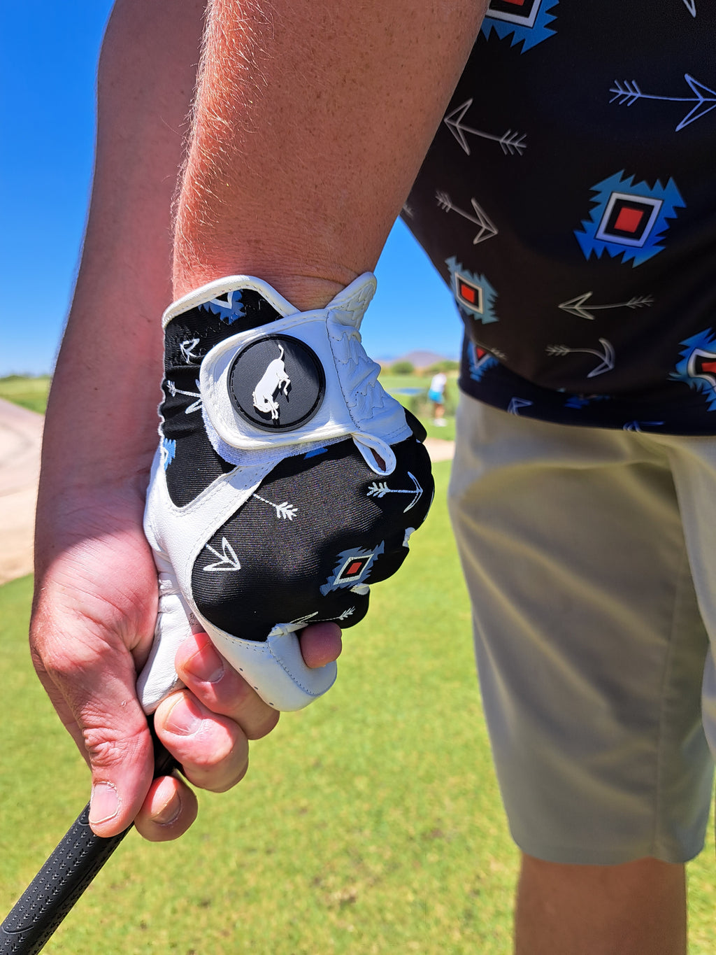 Men’s Golf Glove - Aztec & Arrows